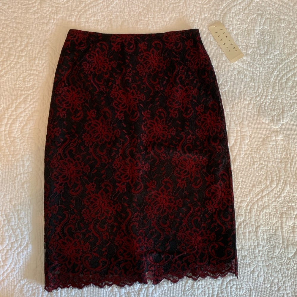Finity Studios black & crimson lace skirt